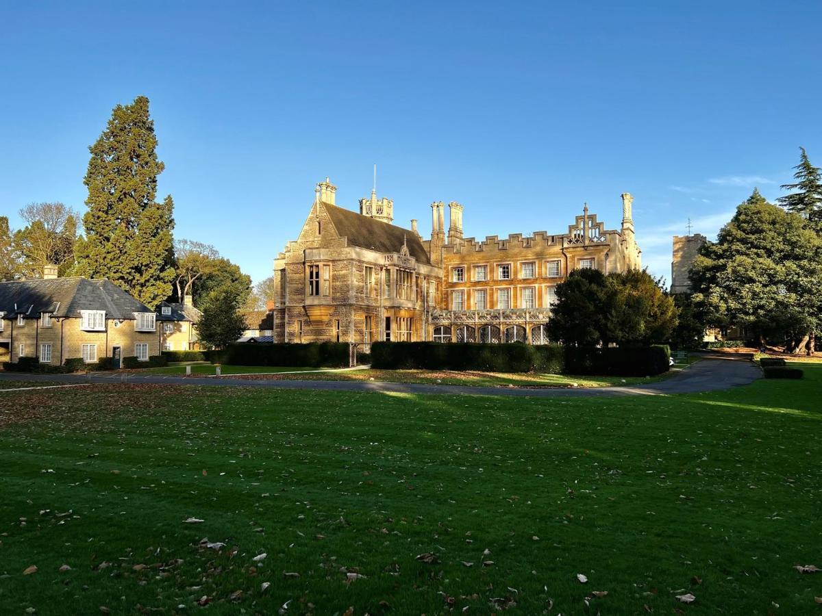 Orton Hall Hotel & Spa 피터버러 외부 사진