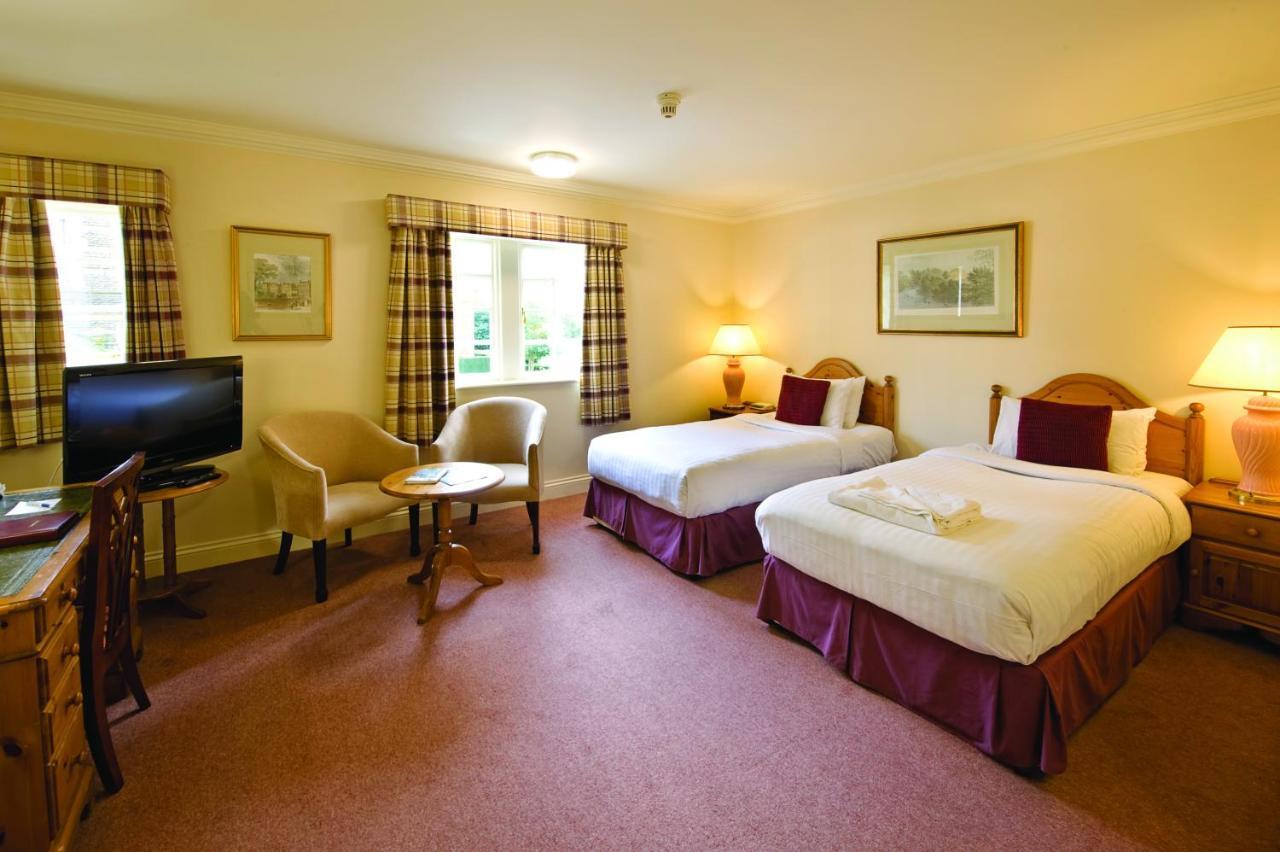 Orton Hall Hotel & Spa 피터버러 객실 사진